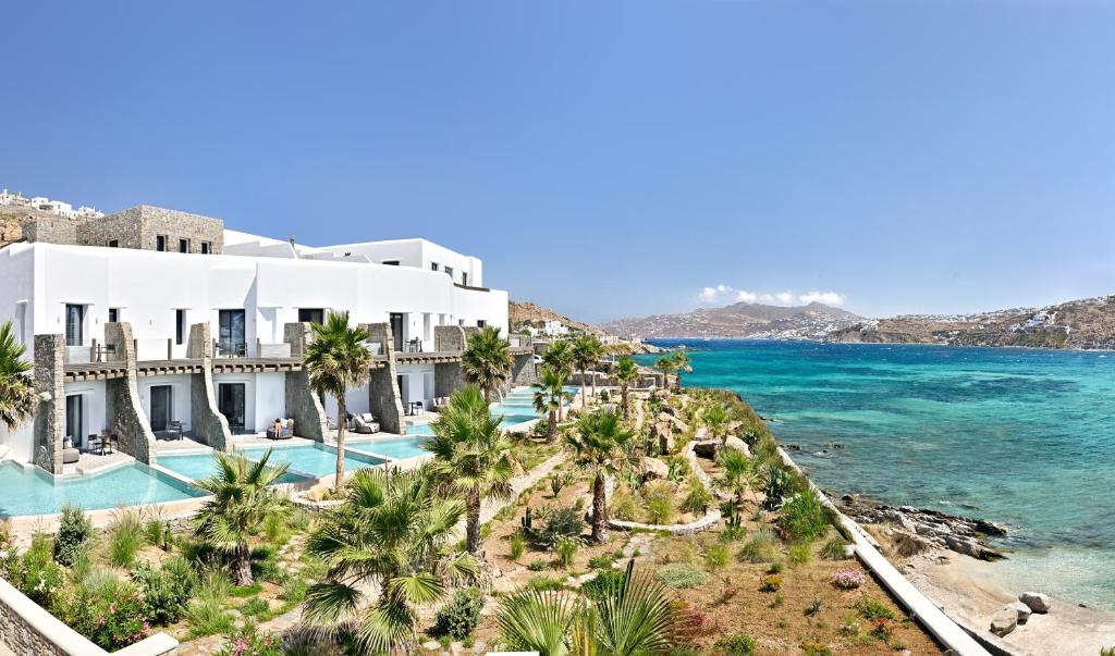 aeonic-suites-and-spa-private-pool-hotels-greece-4 Aeonic Suites and Spa view