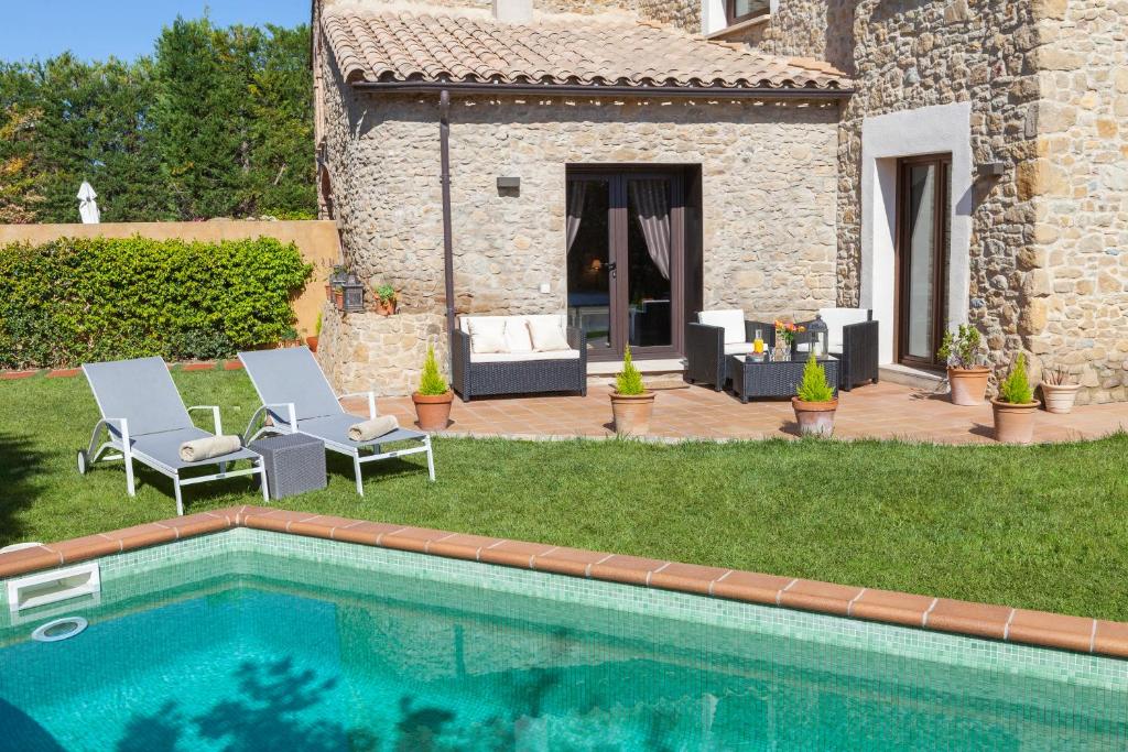 el-raco-de-madremanya-private-pool-hotels-spain-madremanya-5 Hostal Palouet de Segarra pool