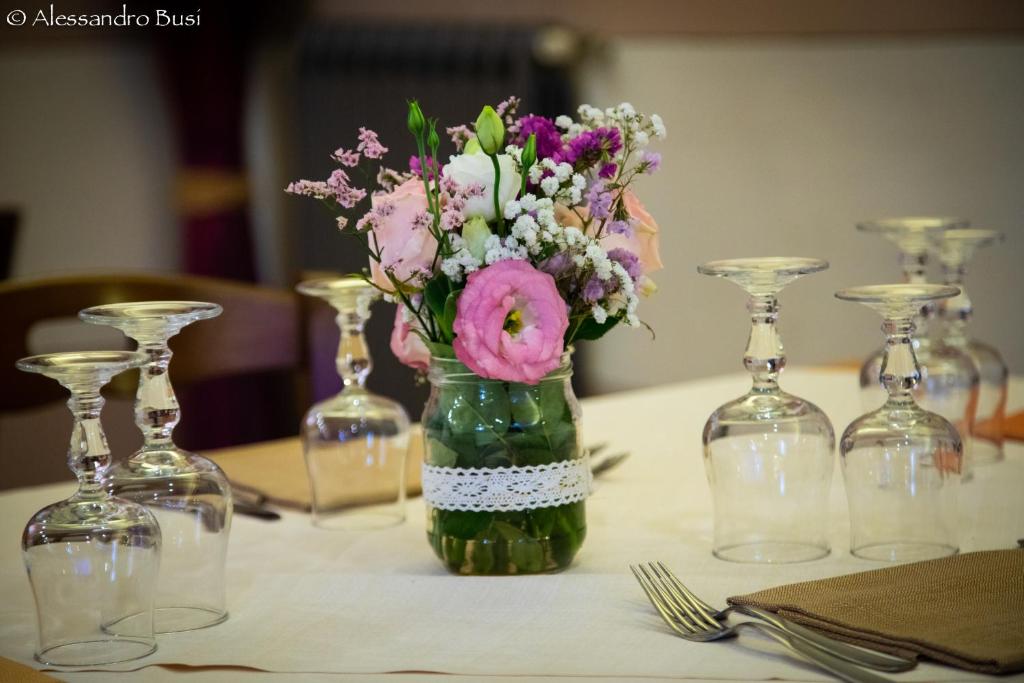 locanda-la-gozzetta-private-pool-hotels-italy-6 Locanda La Gozzetta indoor