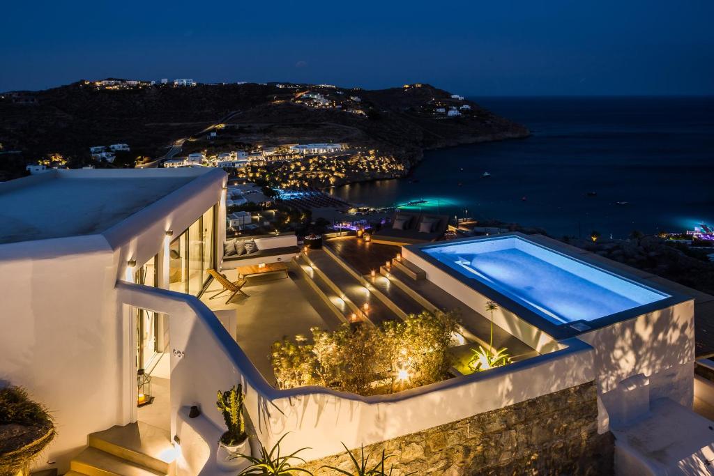 lyo-boutique-hotel-mykonos-private-pool-hotels-greece-5 Lyo Boutique Hotel Mykonos view